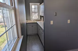 37 Elm St, East Haven, CT 06512 - Photo 10