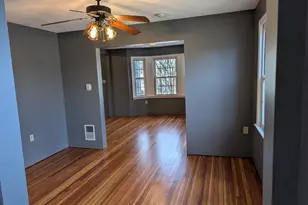 37 Elm St, East Haven, CT 06512 - Photo 8