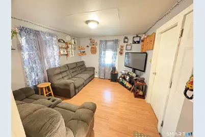 121 Willow Street, Meriden, CT 06450 - Photo 22