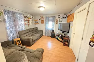 121 Willow St, Meriden, CT 06450 - Photo 22