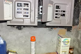 121 Willow St, Meriden, CT 06450 - Photo 36