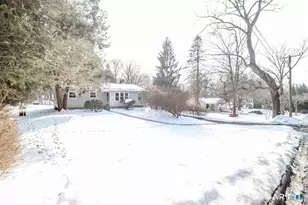 7 Longview Rd, Newtown, CT 06482 - Photo 32