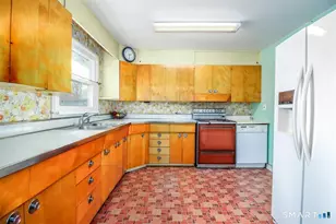 7 Longview Rd, Newtown, CT 06482 - Photo 14