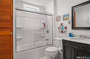 94 Neptune Ave, New London, CT 06320 - Photo 26