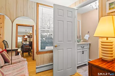 94 Neptune Avenue, New London, CT 06320 - Photo 18