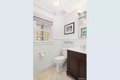 19 Circle Road, Darien, CT 06820 - Photo 20