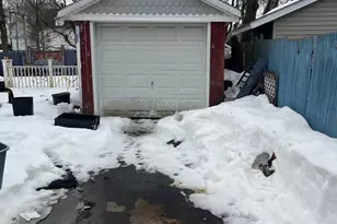 14 North St, Meriden, CT 06451 - Photo 4