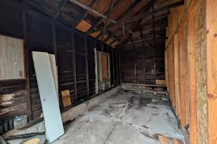 113 Elm St, Winchester, CT 06098 - Photo 4