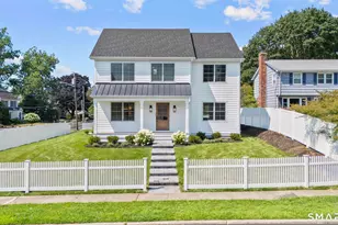 15 Barton Rd, Fairfield, CT 06824 - Photo 1