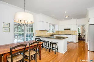 43 Phillips Ln, Darien, CT 06820 - Photo 6