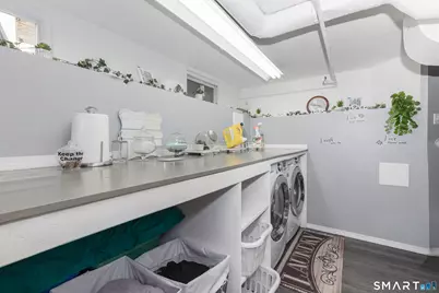 578 Beechmont Avenue, Bridgeport, CT 06606 - Photo 34