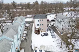 37 Zion St, Hartford, CT 06106 - Photo 10