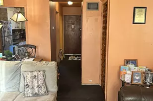 2 Camelot Dr, Bloomfield, CT 06002 - Photo 4