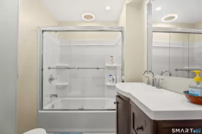 801 Pequot Avenue, New London, CT 06320 - Photo 10