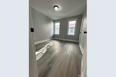 162 Davenport Street, Bridgeport, CT 06607 - Photo 6