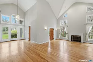 97 Nicole Dr, Glastonbury, CT 06073 - Photo 2
