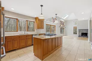 97 Nicole Dr, Glastonbury, CT 06073 - Photo 4