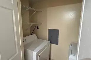 488 Bedford St, Stamford, CT 06901 - Photo 8