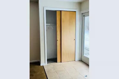 [Address not provided], Newtown, CT 06470 - Photo 4