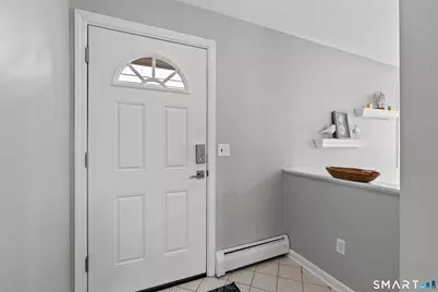 13 Byrne Court #A, Farmington, CT 06032 - Photo 2