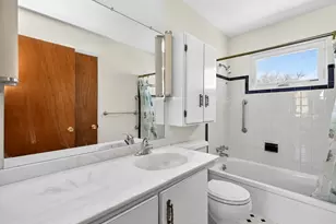 33 Cindy Ln, Groton, CT 06355 - Photo 24