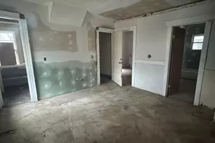 35 Frederick St, Waterbury, CT 06710 - Photo 10