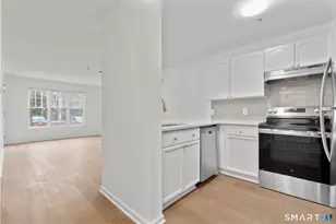 468 Main St, East Lyme, CT 06357 - Photo 28