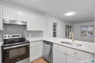 468 Main St, East Lyme, CT 06357 - Photo 22