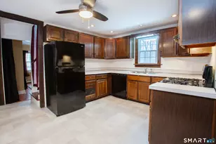 27 High St, New Hartford, CT 06057 - Photo 4