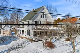 15 Moss St, Stonington, CT 06379 - Photo 2