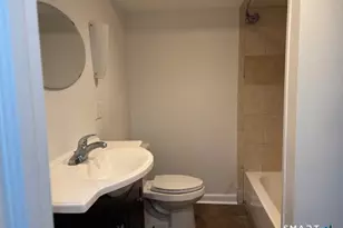 474 Indian Ave, Bridgeport, CT 06606 - Photo 4