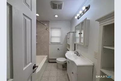 474 Indian Avenue, Bridgeport, CT 06606 - Photo 14