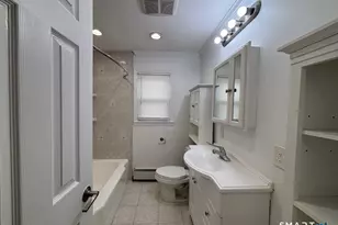 474 Indian Ave, Bridgeport, CT 06606 - Photo 14