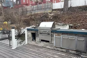 474 Indian Ave, Bridgeport, CT 06606 - Photo 24