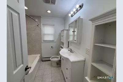 474 Indian Avenue, Bridgeport, CT 06606 - Photo 10