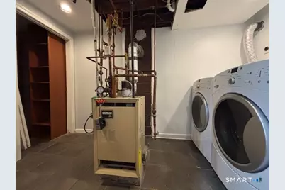 474 Indian Avenue, Bridgeport, CT 06606 - Photo 20