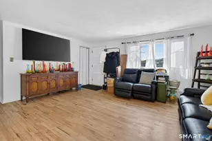 7 Dove Dr, Meriden, CT 06451 - Photo 6