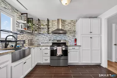 7 Dove Drive, Meriden, CT 06451 - Photo 10