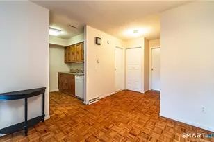 5 Stonegate Cir, Branford, CT 06405 - Photo 10