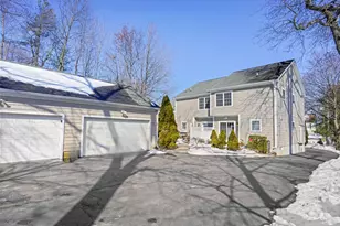 86 Forest St, New Canaan, CT 06840 - Photo 36