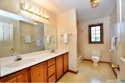 106 Rockybrook, Windsor, CT 06095 - Photo 34