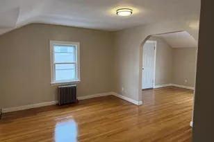 205 London Dr, Hamden, CT 06517 - Photo 4