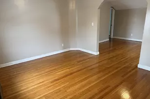 205 London Dr, Hamden, CT 06517 - Photo 2