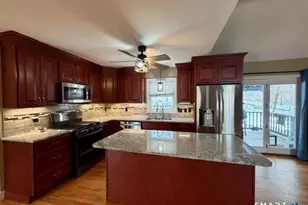 23 August Ave, Wolcott, CT 06716 - Photo 4