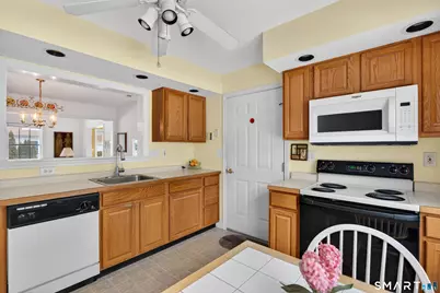 16 Silverbrook Lane #16, Clinton, CT 06413 - Photo 4