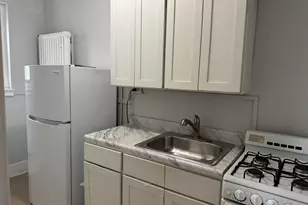 144 Grove St, Waterbury, CT 06710 - Photo 4