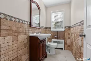 159 Ridgewood Rd, West Hartford, CT 06107 - Photo 20