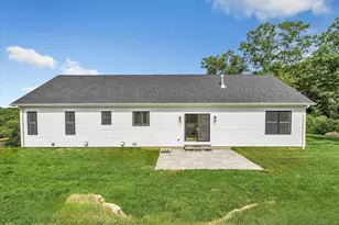 3 Hunting Rdg Rd, Middlebury, CT 06762 - Photo 10