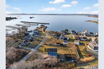 18 Noble Avenue, Groton, CT 06340 - Photo 2