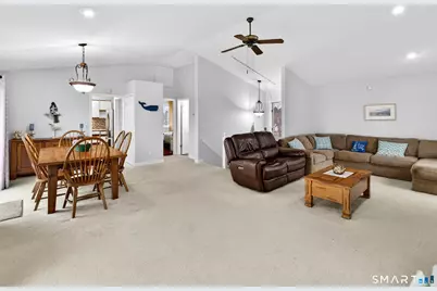 18 Noble Avenue, Groton, CT 06340 - Photo 12